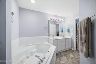 2223 Locksley Woods Dr, Greenville, NC 27858 - Photo 16