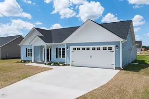 303 Allies Dr, Goldsboro, NC 27534 - Photo 2