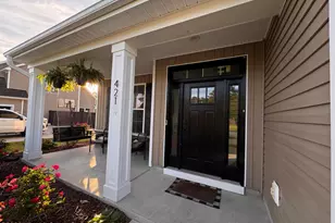421 Wolfe Ln, Hubert, NC 28539 - Photo 2