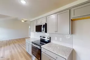 103 Gorman Pl, La Grange, NC 28551 - Photo 6