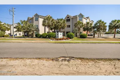 619 Spencer Farlow Drive #5-30, Carolina Beach, NC 28428 - Photo 1