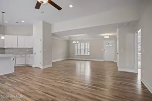 811 Lendy Dr, Greenville, NC 27858 - Photo 8