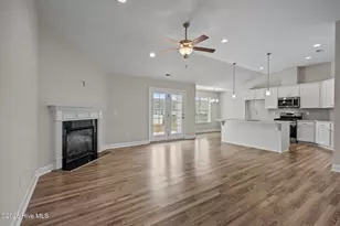 811 Lendy Dr, Greenville, NC 27858 - Photo 6