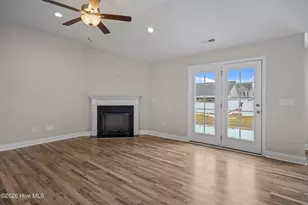 811 Lendy Dr, Greenville, NC 27858 - Photo 8
