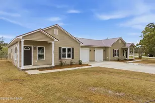 130 MacDonald Blvd, Havelock, NC 28532 - Photo 2