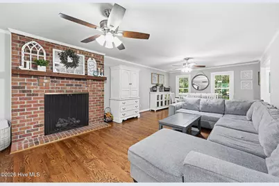 444 E Creekview Drive, Hampstead, NC 28443 - Photo 10