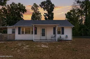119 Midland Ln, Sneads Ferry, NC 28460 - Photo 2