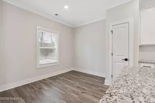 210 S Umbrella Palm Dr, Hampstead, NC 28443 - Photo 8