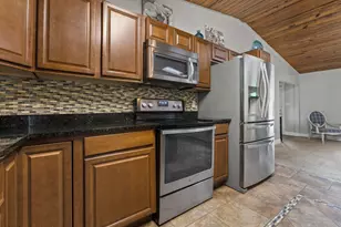 101 Eastview Ct, Jacksonville, NC 28546 - Photo 10