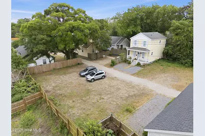 715 Brooks Alley, Wilmington, NC 28401 - Photo 16
