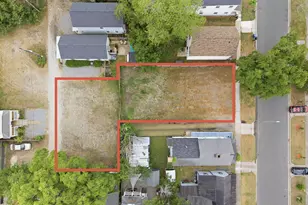715 Brooks Alley, Wilmington, NC 28401 - Photo 1