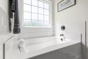 702 Peyton's Lake Ln, Hubert, NC 28539 - Photo 58