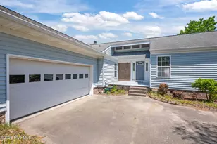 6007 Stern Ct, New Bern, NC 28560 - Photo 2