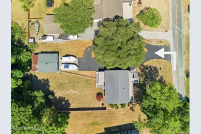 710 Hughes Road, Hampstead, NC 28443 - Photo 8