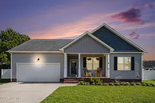 96 Oakley Dr, Princeton, NC 27569 - Photo 2