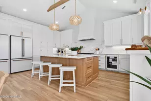 354 E 1st St, Ocean Isle Beach, NC 28469 - Photo 18