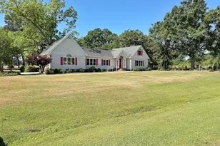 2496 N Nc 24 Hwy, Beulaville, NC 28518 - Photo 4