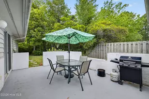 129 Red Bird Ln, Hampstead, NC 28443 - Photo 4