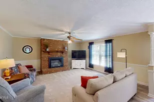 203 N Cottonwood Dr, Goldsboro, NC 27530 - Photo 12