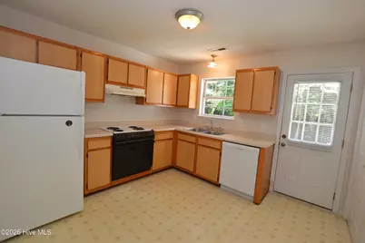 163 Brenda Drive, Jacksonville, NC 28546 - Photo 4