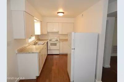 112 Ridge Place, Greenville, NC 27834 - Photo 10