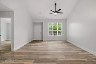 1406 Faulkenberry Rd, Wilmington, NC 28409 - Photo 10