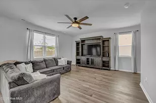 236 Tributary Cir, Wilmington, NC 28401 - Photo 10