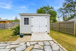 218 NE 76th St, Oak Island, NC 28465 - Photo 40