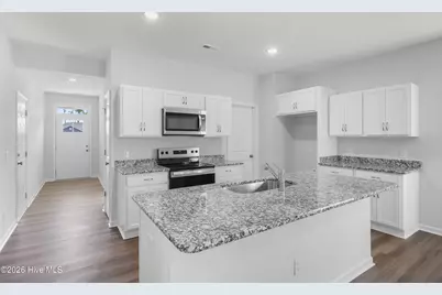 930 Plymouth Road, Boiling Spring Lakes, NC 28461 - Photo 10