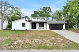 3307 E Oak Island Dr, Oak Island, NC 28465 - Photo 2