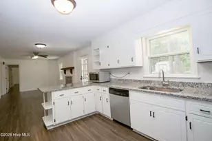 901 Glendale Dr, Aberdeen, NC 28315 - Photo 12