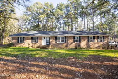 901 Glendale Drive, Aberdeen, NC 28315 - Photo 1