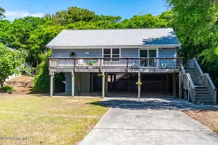 129 Indigo Dr, Emerald Isle, NC 28594 - Photo 24