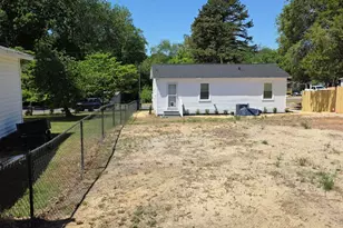 112 Hillview St, Candor, NC 27229 - Photo 20