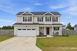 602 Ranch Hand Ln, Jacksonville, NC 28546 - Photo 1