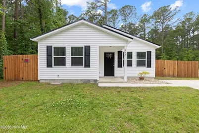 629 Walnut Drive, Jacksonville, NC 28540 - Photo 1