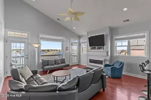 1102 Canal Dr, Carolina Beach, NC 28428 - Photo 12