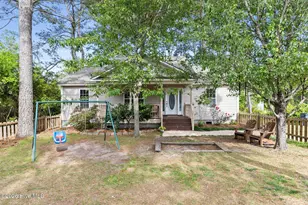 3766 Oakwood Dr SE, Southport, NC 28461 - Photo 4