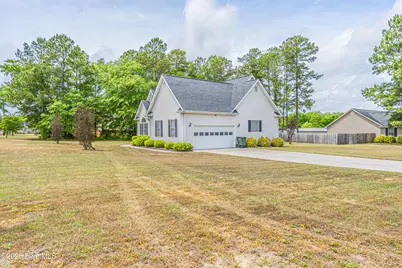 104 Trestle Street, Hamlet, NC 28345 - Photo 6