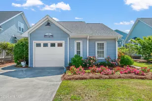 722 Sloop Pointe Ln, Kure Beach, NC 28449 - Photo 2