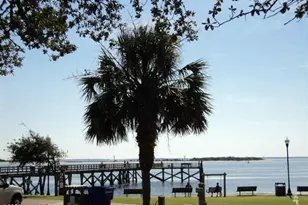 102 S Fodale Ave, Southport, NC 28461 - Photo 48