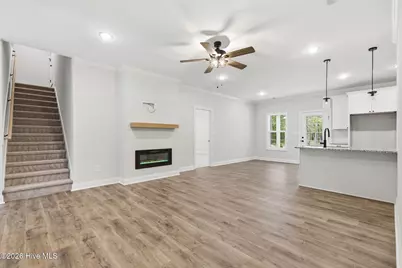 30421 E Lake Road, Wagram, NC 28396 - Photo 10