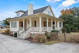 214 Salt Marsh Ln, Hampstead, NC 28443 - Photo 4