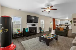 202 Maidstone Dr, Richlands, NC 28574 - Photo 10