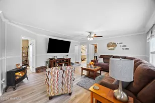 910 Beasley's Mill Rd, Warsaw, NC 28398 - Photo 8