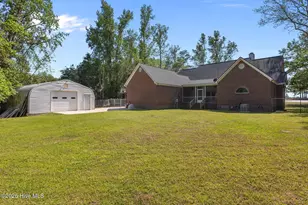 1096 Dean Rd, Saint Pauls, NC 28384 - Photo 2