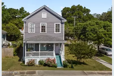 402 Dunn Street, New Bern, NC 28560 - Photo 1