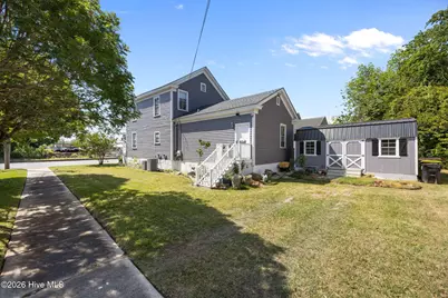 402 Dunn Street, New Bern, NC 28560 - Photo 4