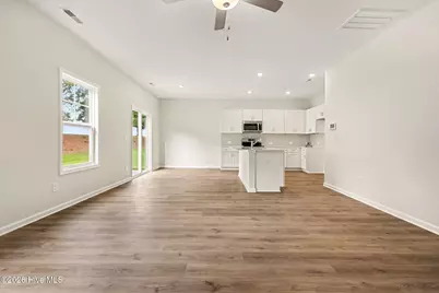 109 Crossvine Street, Selma, NC 27576 - Photo 6