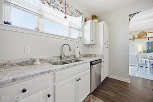 685 Aria Ln, Hubert, NC 28539 - Photo 10